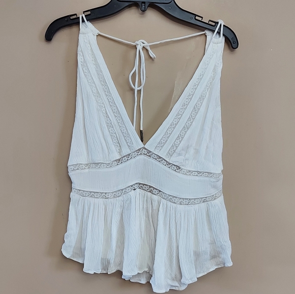 Free People Bohemian white crop tank top with lace accent - Picture 1 of 6